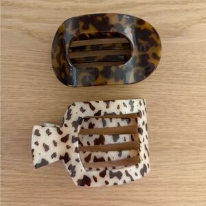 Set of two Teleties clips
